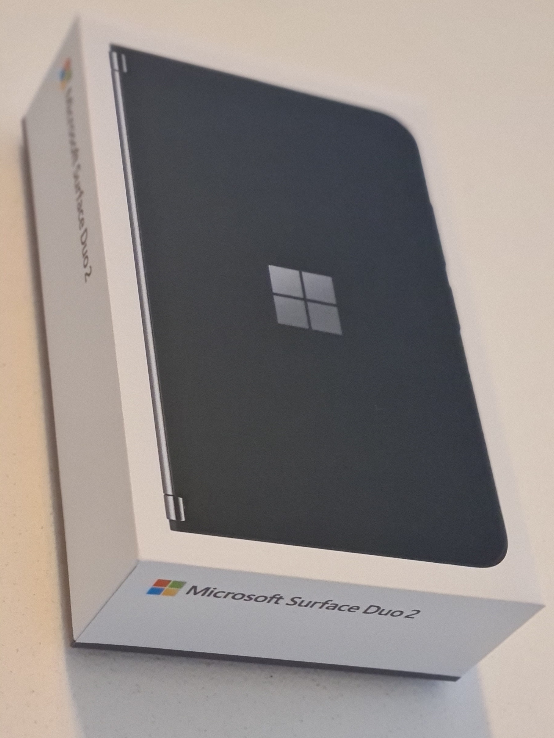 Microsoft Surface Duo 2 “Hands on” Review